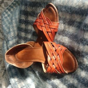 Cute leather flat sandals